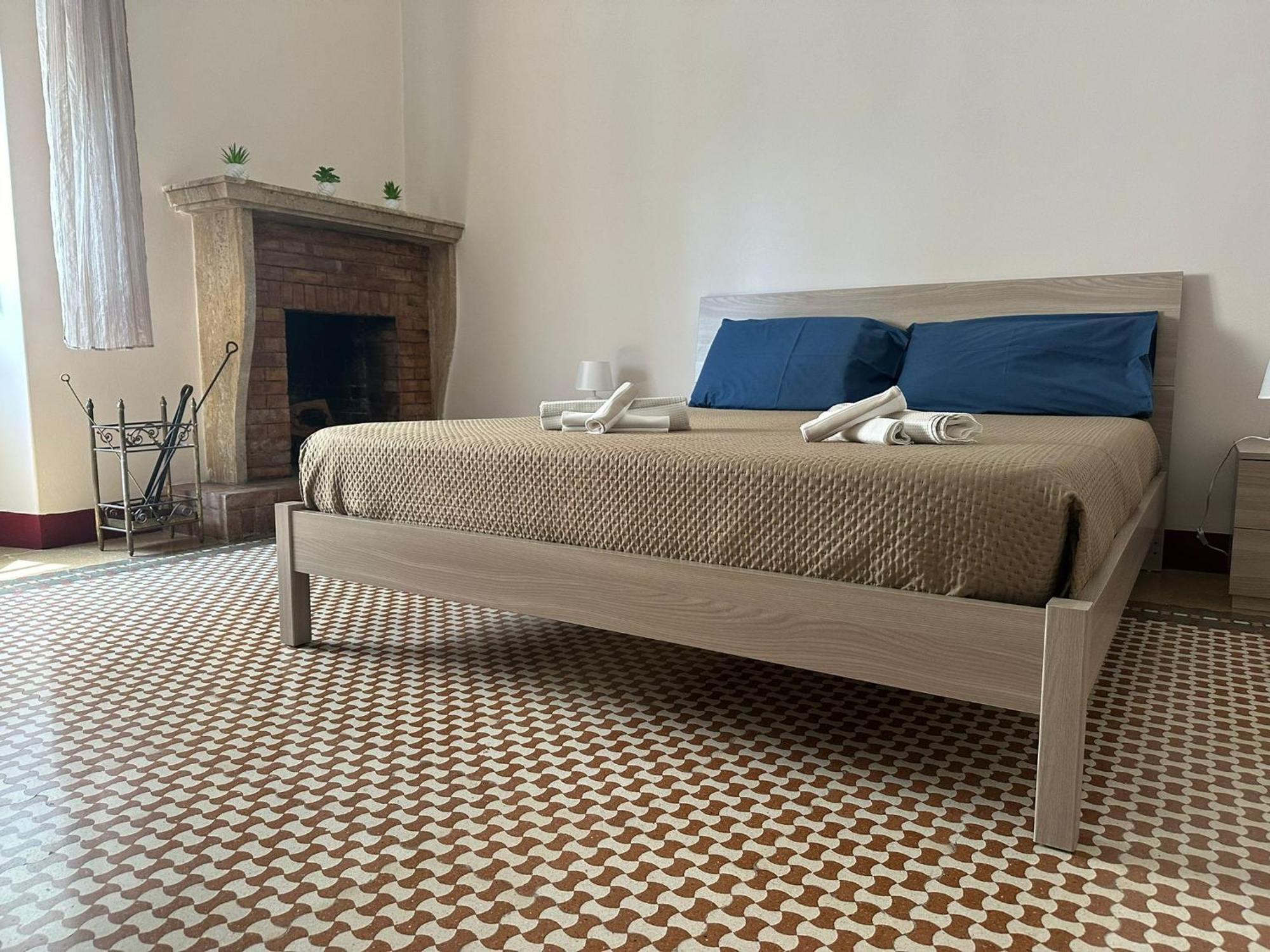 Palazzo Dei Pavoni Lejlighed Brindisi Eksteriør billede