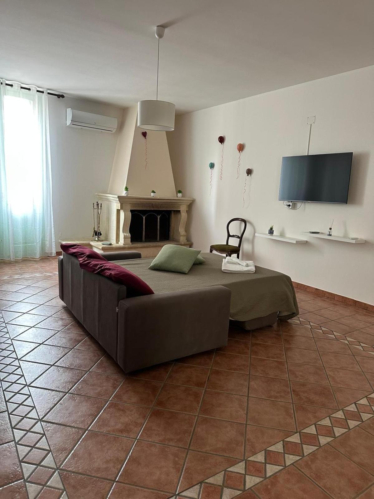 Palazzo Dei Pavoni Lejlighed Brindisi Eksteriør billede